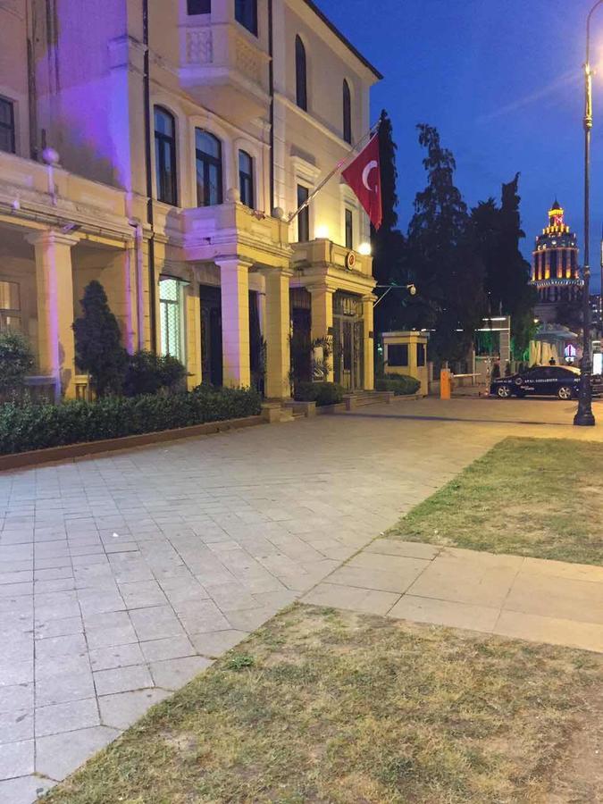 Mar Nero Hostel Batumi Exterior photo